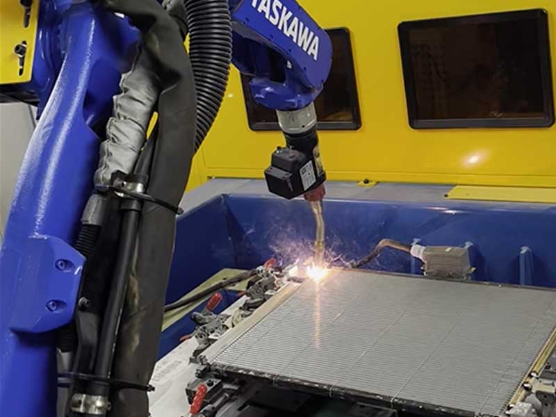 铝合金冷凝器机器人焊接工作站