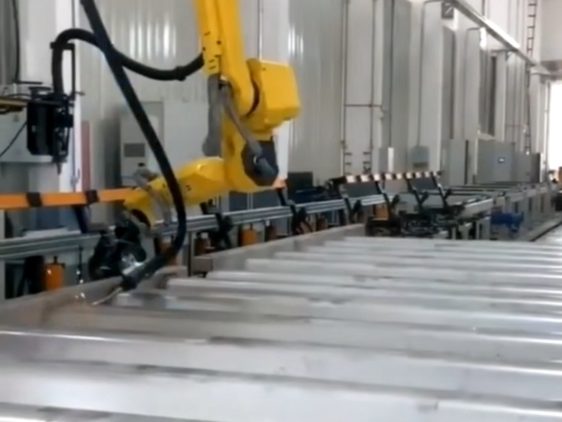 波纹板焊接机器人工作站厂家